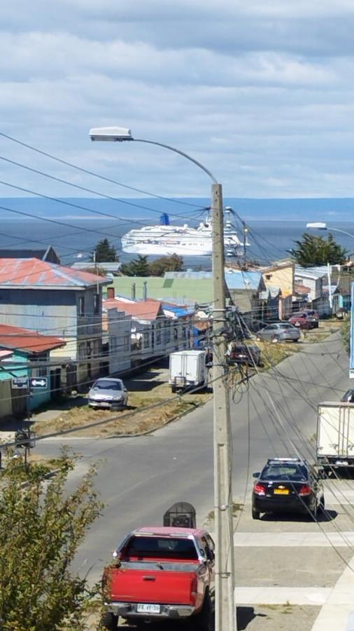 Hostal Host Patagonia Punta Arenas Exterior foto